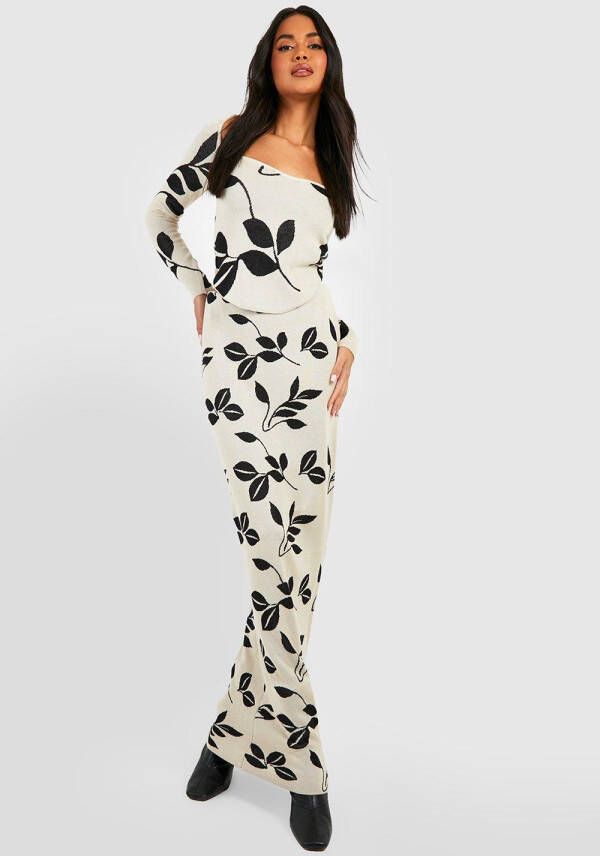 boohoo Premium Gebreide Monochrome Bloemen Intarsia Top Met Harvormige Hals, Black